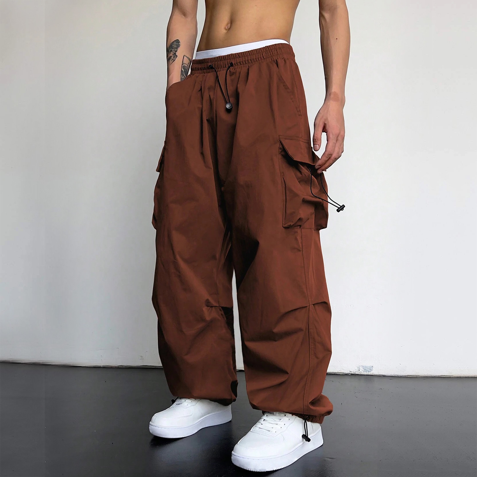 thumbnail image 4 of Pantalones cargo deportivos de cintura informal para hombre - Bolsillo tejido con cordón - Ropa urbana para todas las estaciones, 4 of 8